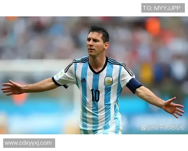 20世纪足球历史十大传奇巨星评选及其对足球的深远影响 20世纪足球历史十大传奇巨星评选及其对足球的深远影响