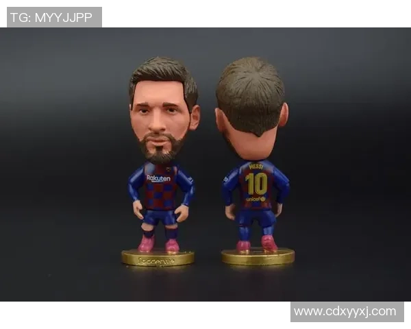 精致足球球星人形手办收藏品 还原经典瞬间 展现足球魅力与激情
